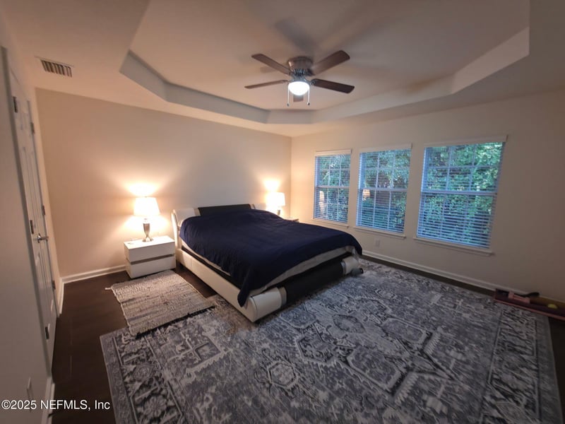 3947 Lionheart Dr, Jacksonville, FL 32216