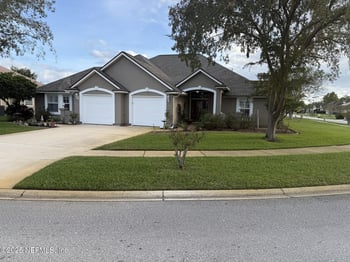 2923 Southbank Cir, Green Cove Springs, FL 32043