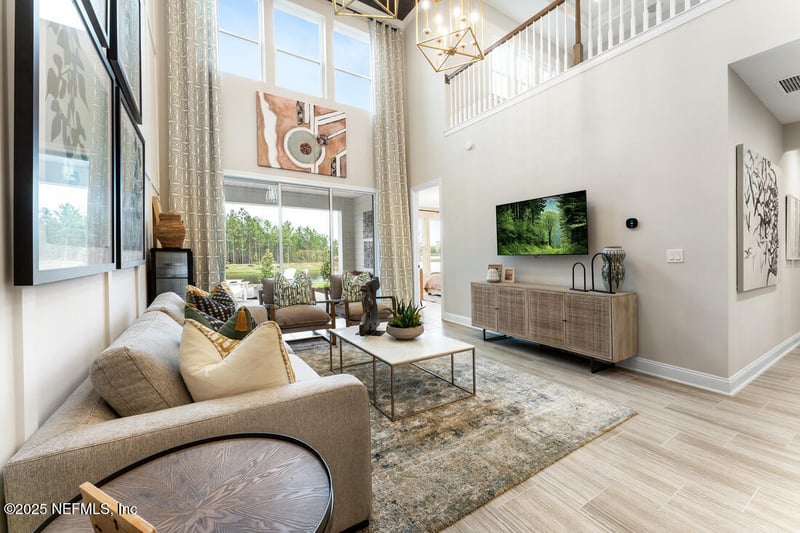 375 Oakmoss Dr, St Johns, FL 32259