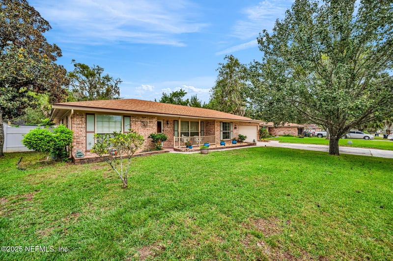 5495 Forrest Dr, Orange Park, FL 32073