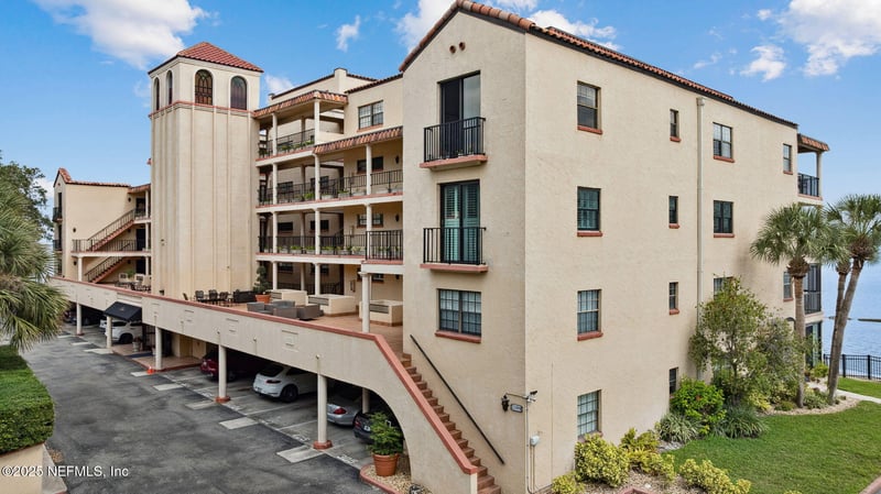 2199 Astor St #302, Orange Park, FL 32073