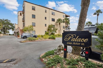 2199 Astor St #302, Orange Park, FL 32073