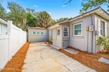 1211 Penman Rd, Jacksonville Beach, FL 32250