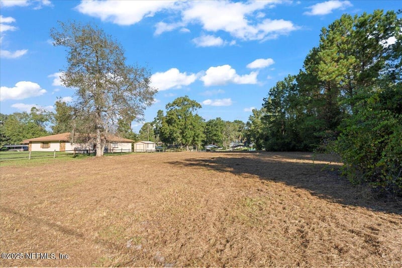 219 Bush Ct, Green Cove Springs, FL 32043