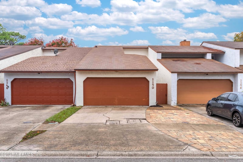 1170 Romaine Cir, Jacksonville, FL 32225