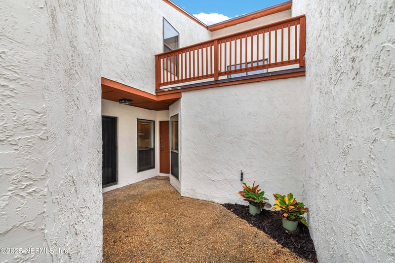 1170 Romaine Cir, Jacksonville, FL 32225