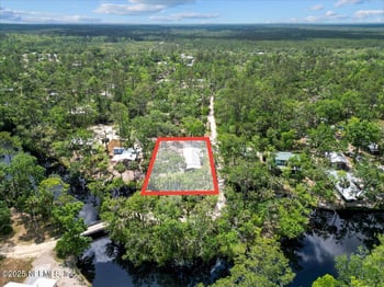 1418 Palm St, Steinhatchee, FL 32359