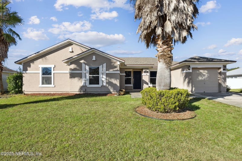 86111 Cartesian Pointe Dr, Yulee, FL 32097