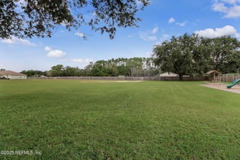 86111 Cartesian Pointe Dr, Yulee, FL 32097