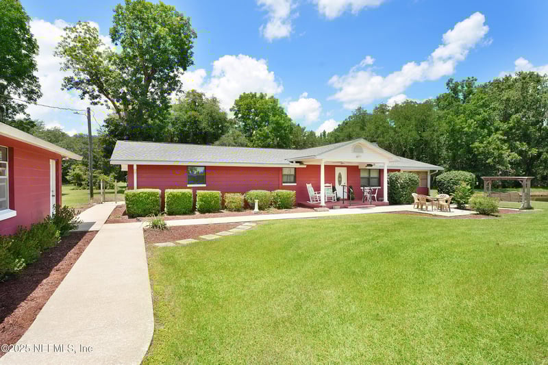 17200 Casa Roja Ln, Hilliard, FL 32046