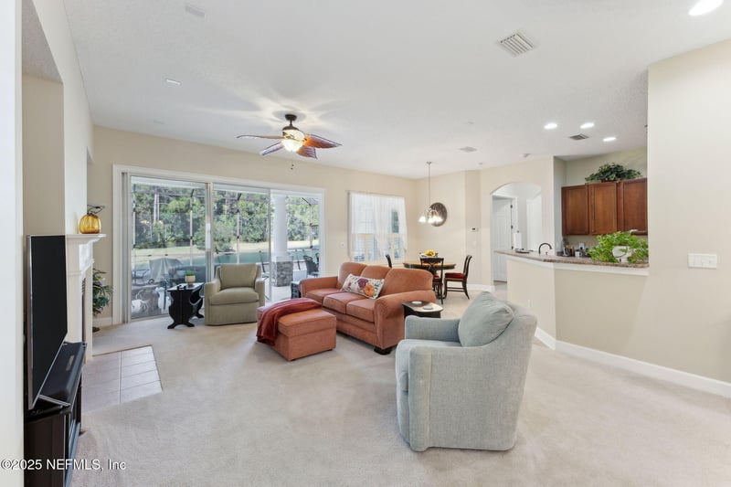 1430 Shadow Creek Dr, Orange Park, FL 32065