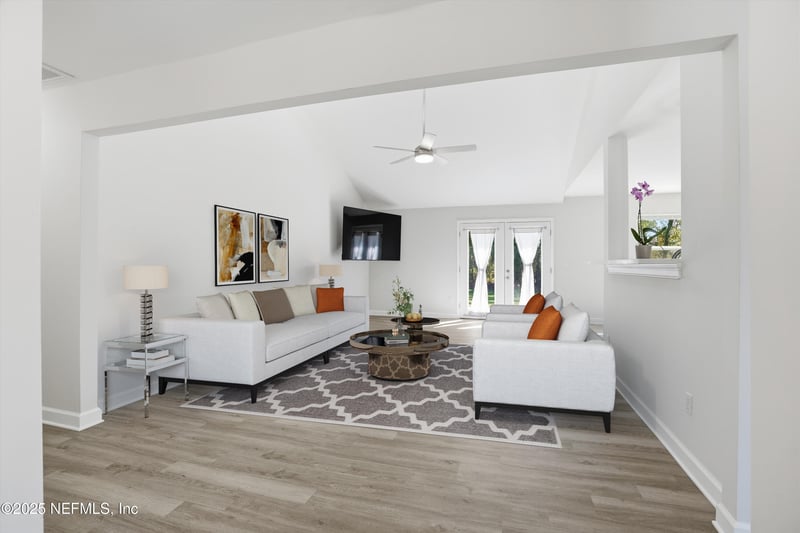 8199 Cayuga Trl, Jacksonville, FL 32244