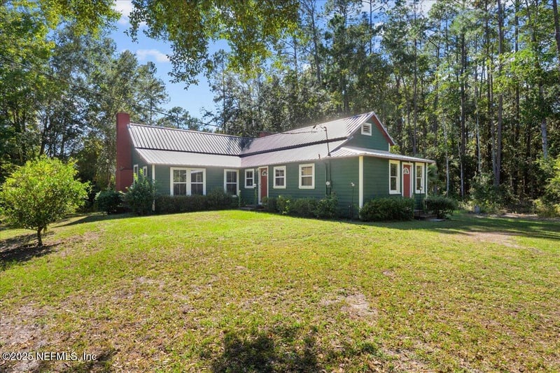 21317 111th Ave, Hawthorne, FL 32640