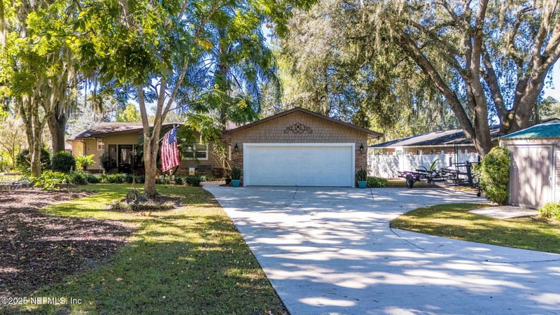 218 Circuit Rider Rd, Green Cove Springs, FL 32043