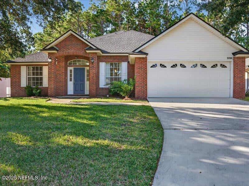 3204 Wandering Oaks Dr, Orange Park, FL 32065