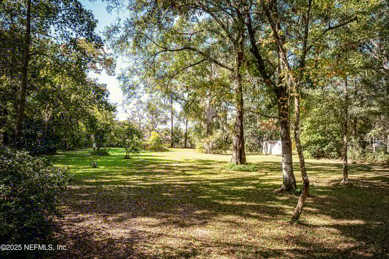 37054 Pine St, Hilliard, FL 32046