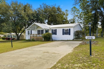 256 Kensington Ln, Lake, FL 32055