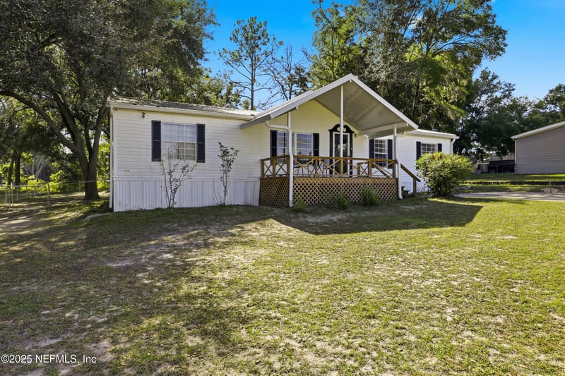 256 Kensington Ln, Lake, FL 32055