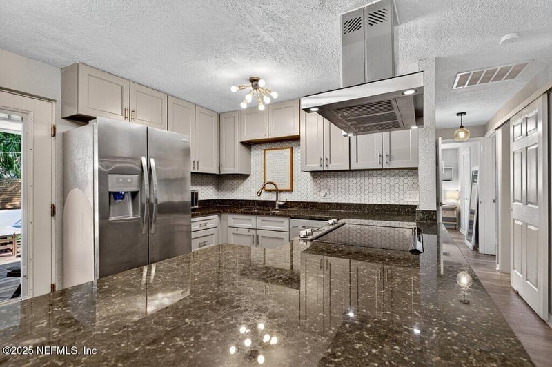 1087 Spokane Ave, Jacksonville, FL 32233