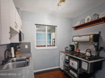 6785 Ector Rd, Jacksonville, FL 32211