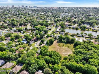 1506 Declaration Dr, Jacksonville Beach, FL 32250