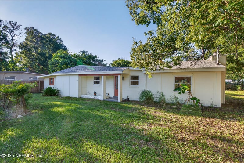 6923 King Arthur Rd, Jacksonville, FL 32211