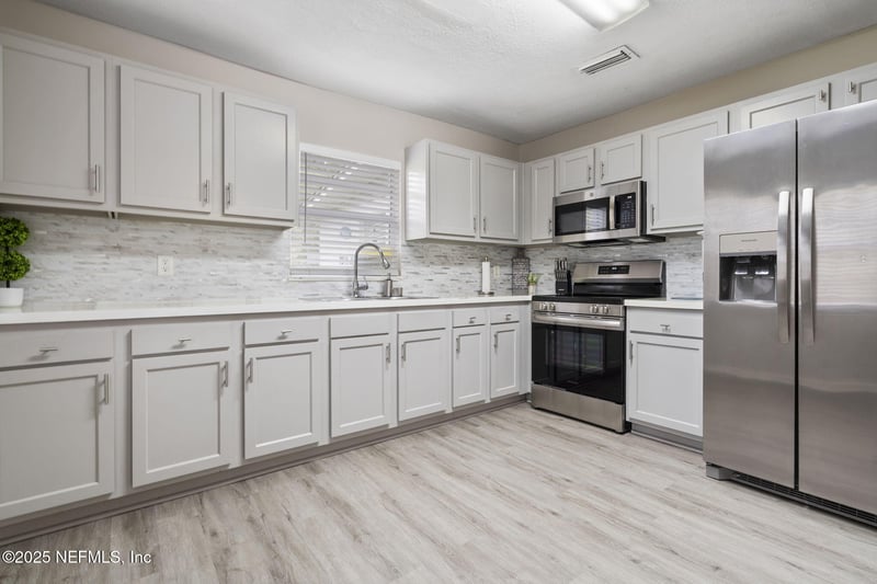 3936 Macgregor Dr, Jacksonville, FL 32210