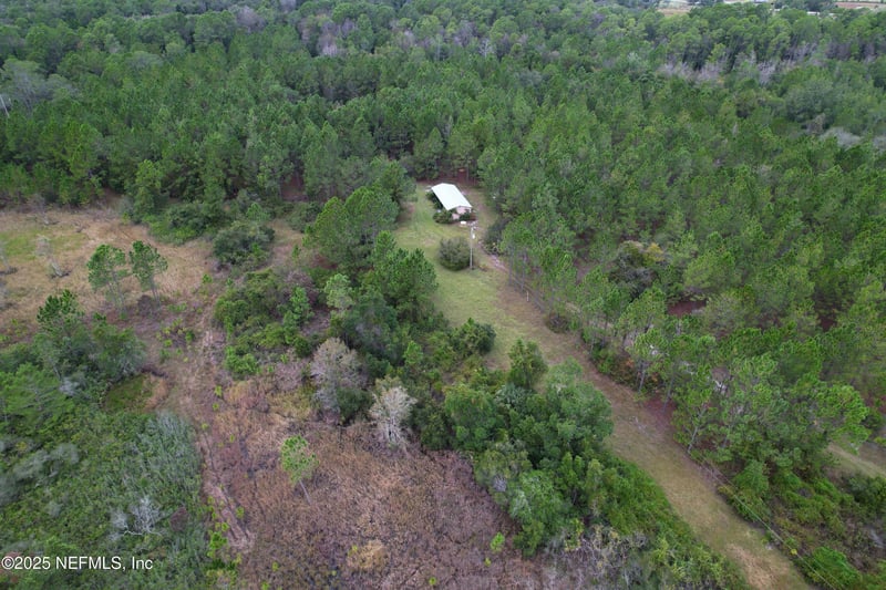 139 Lakeway Dr, Georgetown, FL 32139