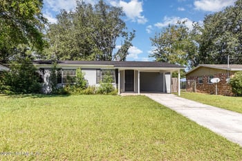 7433 Leroy Dr, Jacksonville, FL 32244