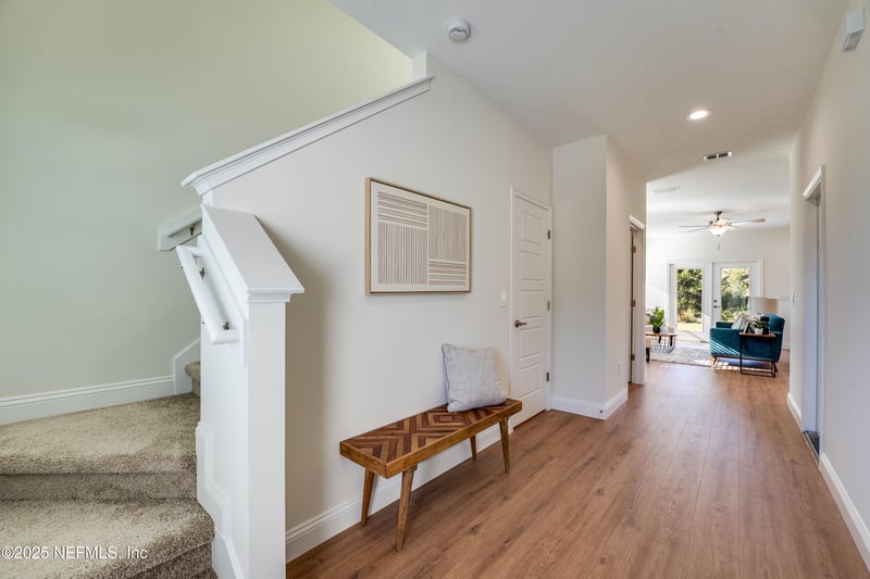 15696 Northside Dr, Jacksonville, FL 32218