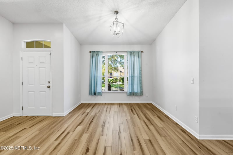 6929 Nichols Creek Dr, Jacksonville, FL 32222