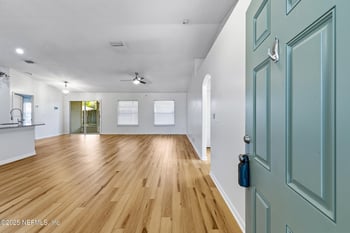 6929 Nichols Creek Dr, Jacksonville, FL 32222