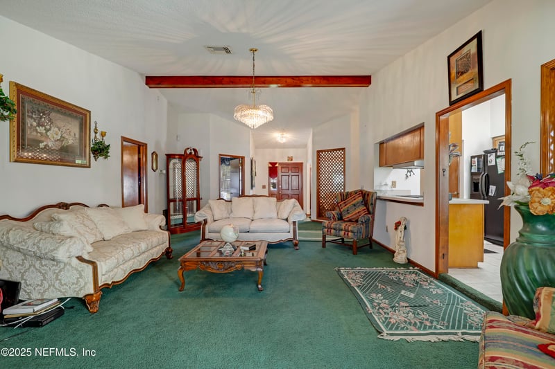 10086 Huntington Forest Blvd, Jacksonville, FL 32257