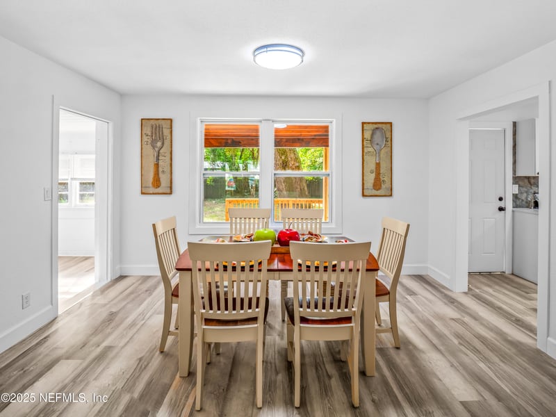 2522 Grasshopper Ln, Orange Park, FL 32073