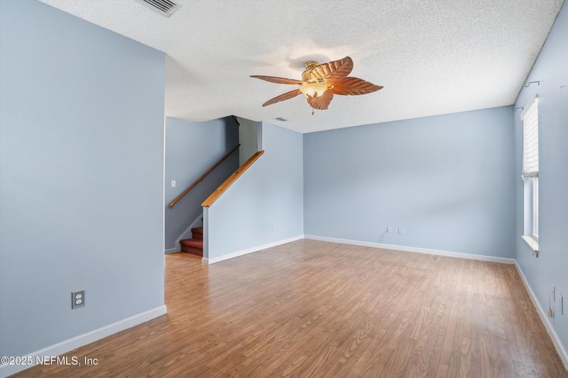 1114 Scheidel Ct, Atlantic Beach, FL 32233