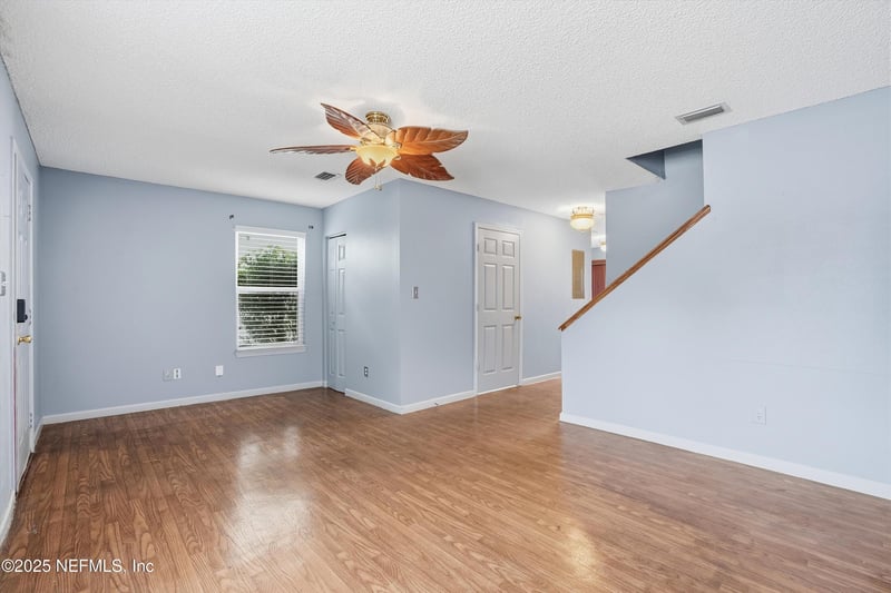 1114 Scheidel Ct, Atlantic Beach, FL 32233