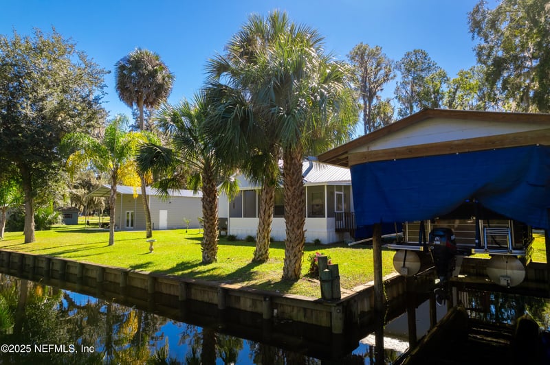 118 Hicks Ave, Crescent City, FL 32112