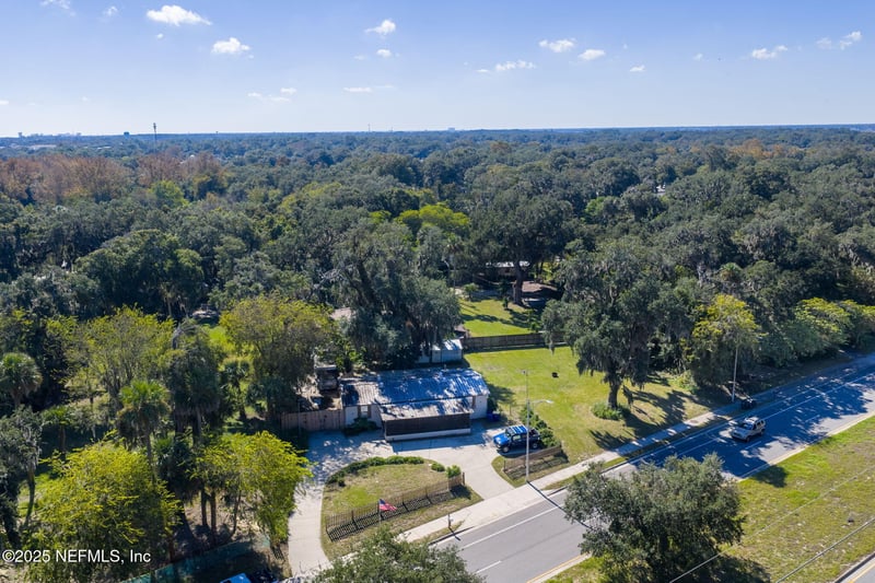 942 Wonderwood Dr, Jacksonville, FL 32233