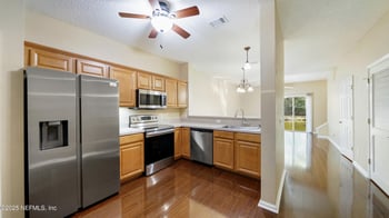 466 Scrub Jay Dr, St Augustine, FL 32092