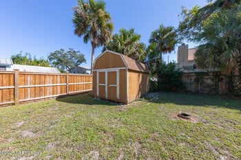 141 Seminole Rd, Atlantic Beach, FL 32233