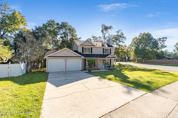 541 Serenade Cir, Jacksonville, FL 32225