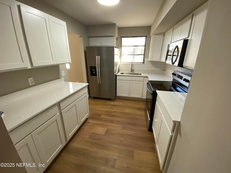 11205 Andrea Dr, Jacksonville, FL 32218