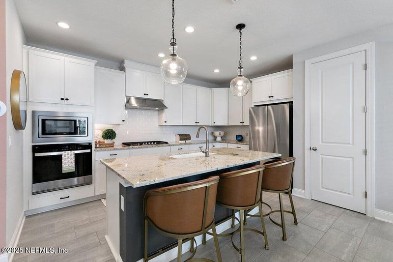 9615 Filament Blvd, Jacksonville, FL 32256