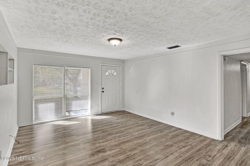 6453 Burgundy Rd, Jacksonville, FL 32210