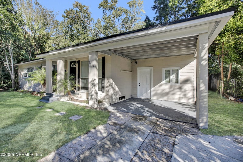 6453 Burgundy Rd, Jacksonville, FL 32210