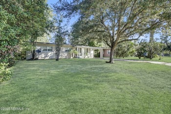 6453 Burgundy Rd, Jacksonville, FL 32210