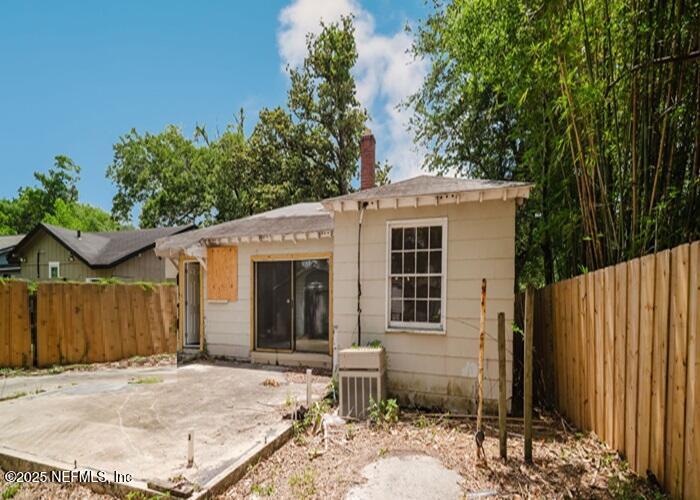 625 46th St, Jacksonville, FL 32208