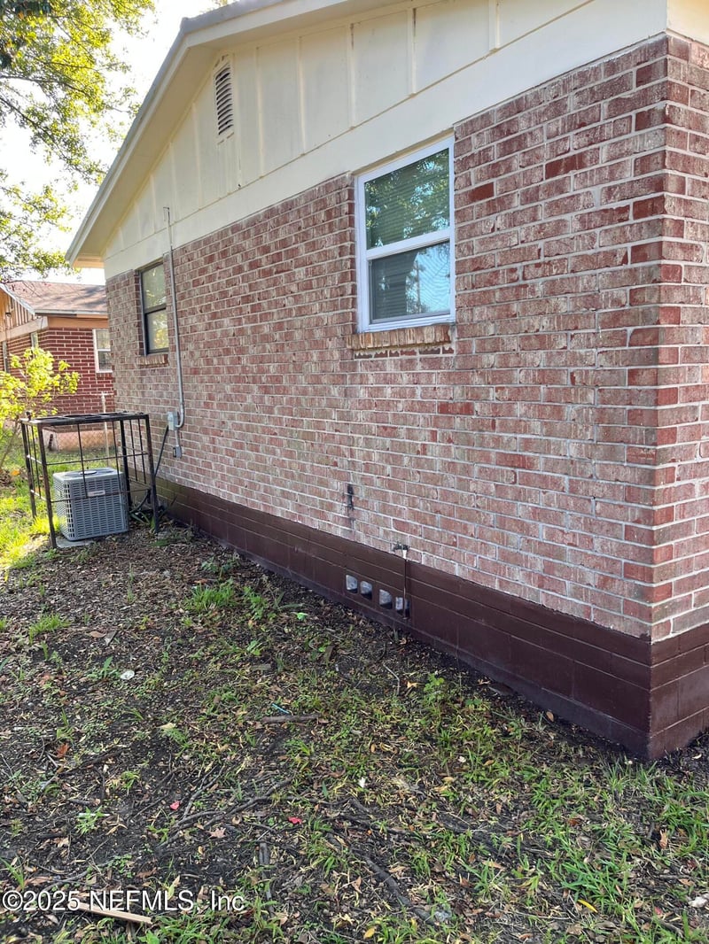 737 Minnie St, Jacksonville, FL 32204