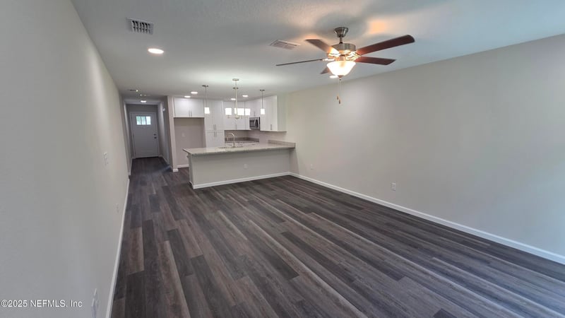 7050 Dunn Ave, Jacksonville, FL 32219