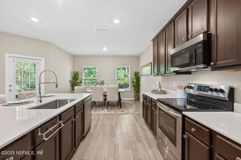 12156 Blockhouse Creek Ct, Jacksonville, FL 32218